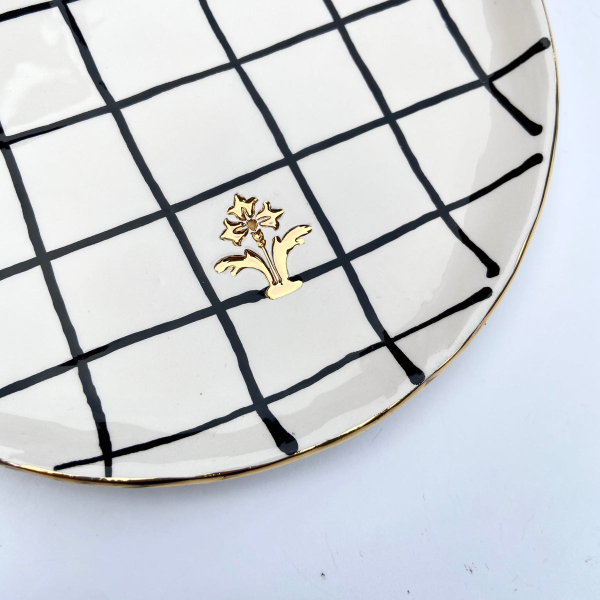 Side Plate with Checked Black Pattern and Gold Flower Motif Stamp